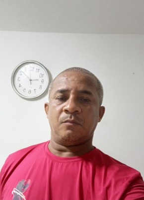 Héctor Marín из Santiago de Cali 51 год