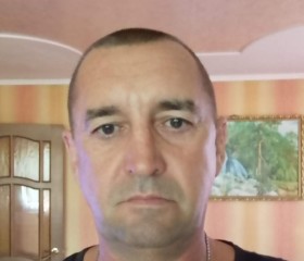 SERGEY ChERKAShIN, 54, Novoaleksandrovsk