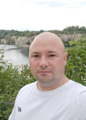 Виктор