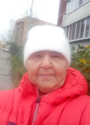 Людмила из Екатеринбурга 70 лет