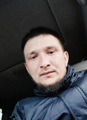 Леха из Артема 32 года