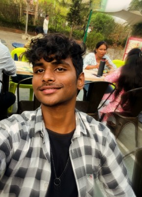 Rohit, 18, India, Marathi, Maharashtra