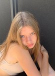 Alena, 23, Saint Petersburg
