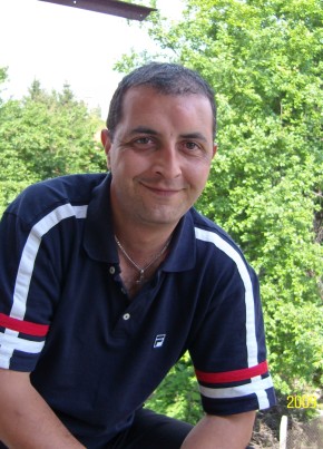 Лазар Христов, 50, Република България, София