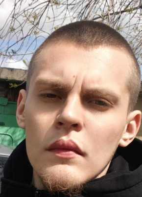 Дмитрий из Орска 23 года