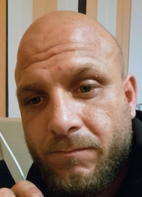 Jivko из Пловдива 32 года