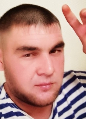Алексей, 32, Россия, Мегион