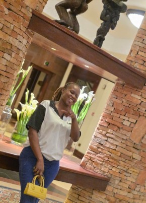 Zari из Kampala 28 лет