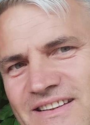 Cristian, 46, Romania, Vaslui