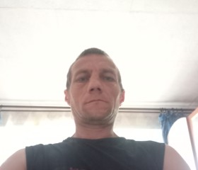 Konstantin, 46, Yekaterinburg