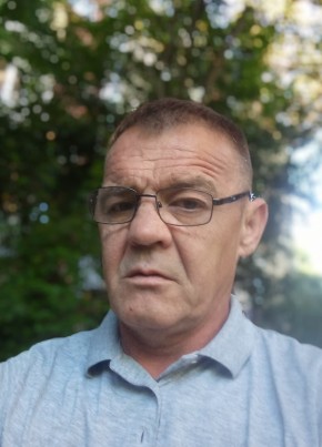 Толик из Сочи 48 лет