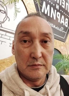 Игэр из Якутска 57 лет