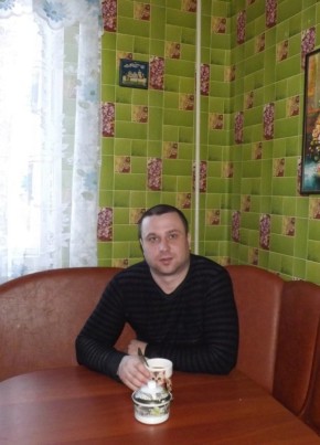 Sergey, 42, Russia, Saint Petersburg