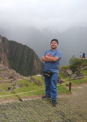 Kristhian Vicent, 36, República del Perú, Tacna