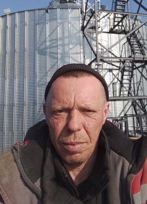 Андрей из Новохопёрска 44 года