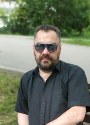 Михаил из Тулы 46 лет