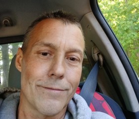 Aj, 43, Cleveland (State of Ohio)
