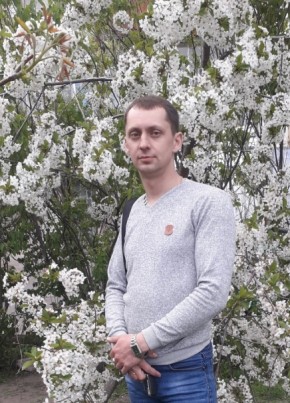 Роман из Суворова 40 лет