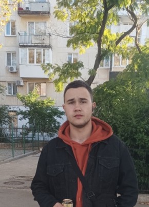Савелий из Георгиевска 23 года