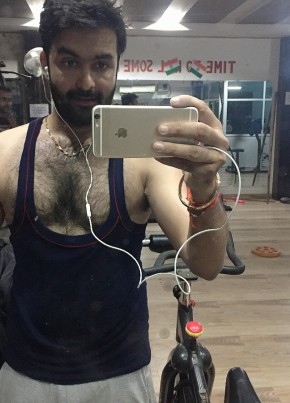 Dr Arun, 37, India, Delhi