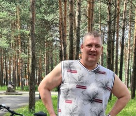 Юрий, 48 лет, Сургут