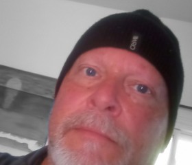 Craig, 45, Sarnia