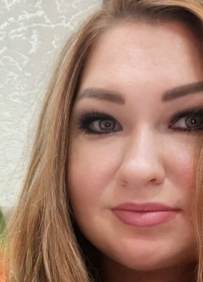 Лаура из Брянска 46 лет