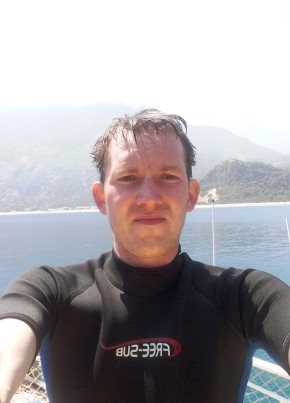 Andrey, 38, Russia, Yekaterinburg
