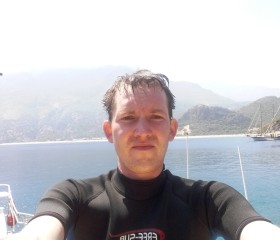 Andrey, 38, Yekaterinburg