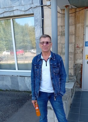 Евгений из Казани 54 года