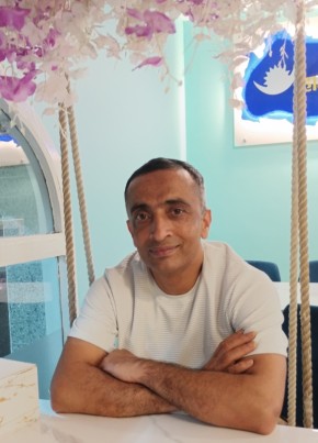 Hari из أبوظبي 38 лет