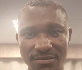 Kofi, 32, Koforidua