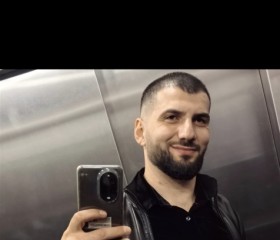 Tigran, 35, Washington D.C.