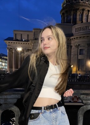Диана, 23, Россия, Санкт-Петербург