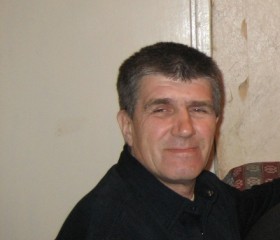 Юрий, 74 года, Санкт-Петербург