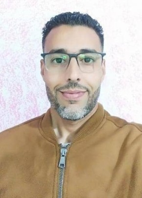 Aziz, 43, People’s Democratic Republic of Algeria, Algiers
