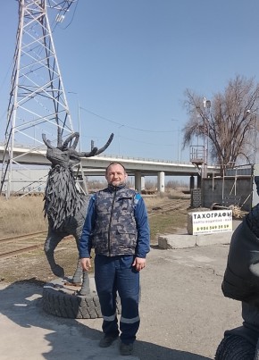 Артур из Сальска 42 года