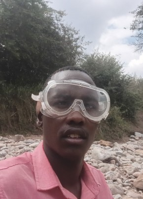 Bayden из Nairobi 19 лет
