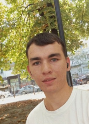 Виталий, 19, Россия, Верхнебаканский