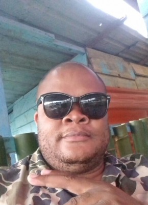 Quike Ochaga, 35, Territorios Españoles del Golfo de Guinea, Ciudad de Malabo