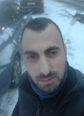 Эдуард из Ижевска 18 лет