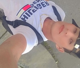 Carlos, 30, San Antonio de Los Altos