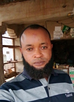 Ibrahim mojeed, 43, Nigeria, Lagos