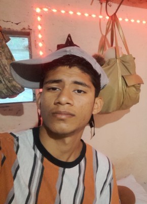 Andres из Tegucigalpa 19 лет