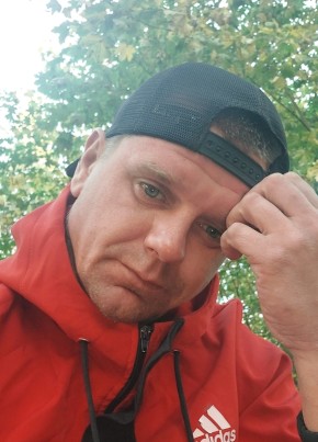 Константин из Соснового Бора 38 лет