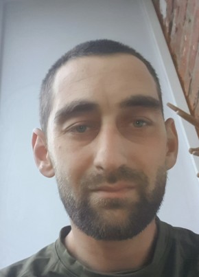 Ислам ☪️ из Старокорсунскаи 29 лет