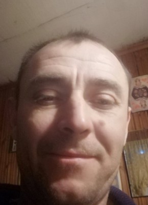 Yuriy Poltoratskiy, 41, Russia, Lotoshino