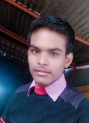 Anil Kumar, 21, India, Balrāmpur