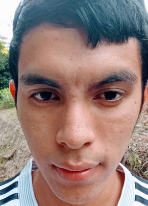 Eddy из Ciudad de Panamá 22 года