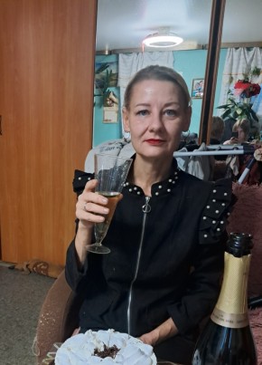 Оксана из Екатеринбурга 49 лет